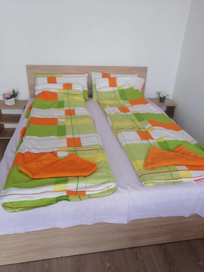 Very Good Location Hunedoara Dış mekan fotoğraf